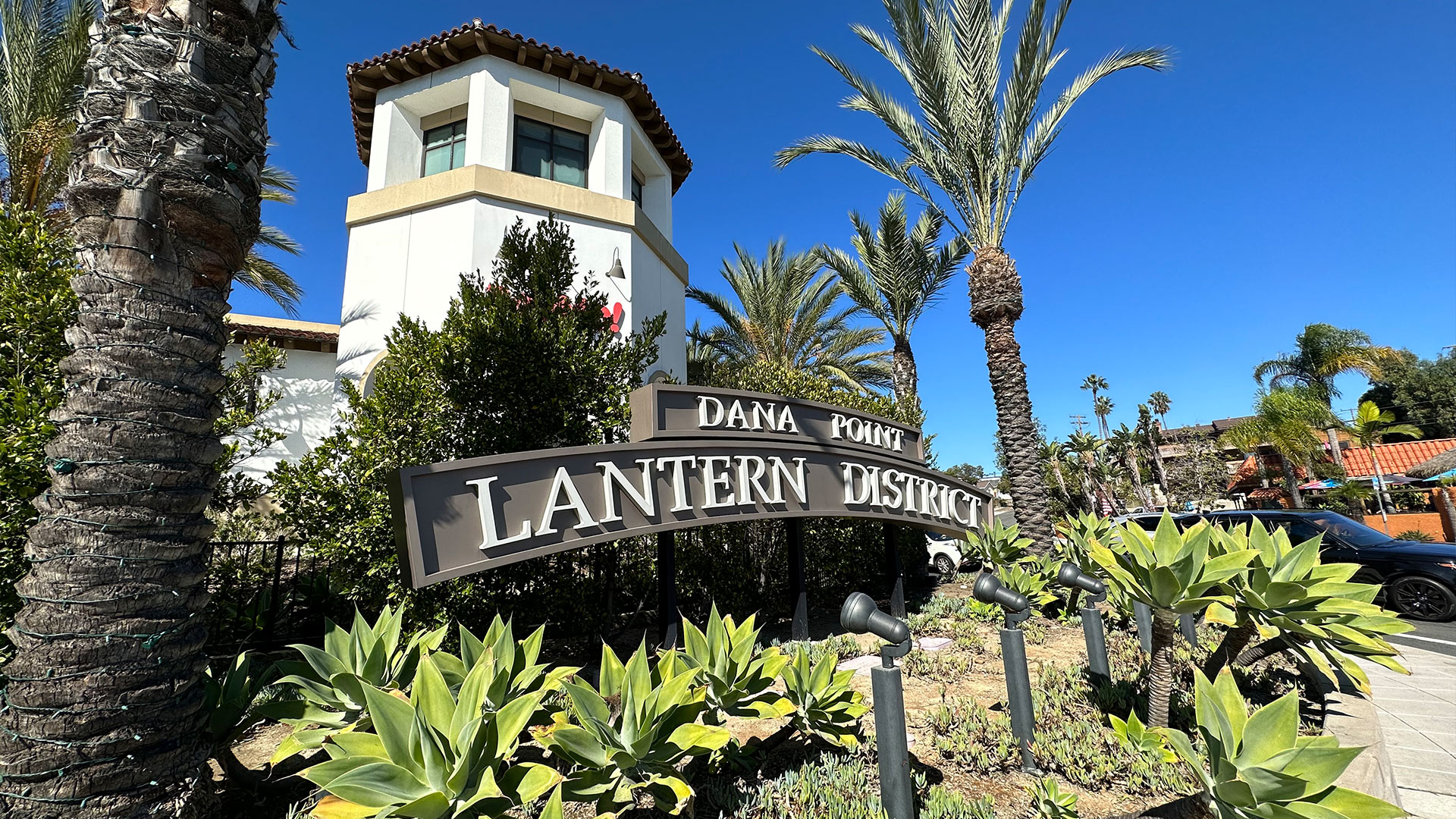 Prado Square Dana Point Lantern District Sign